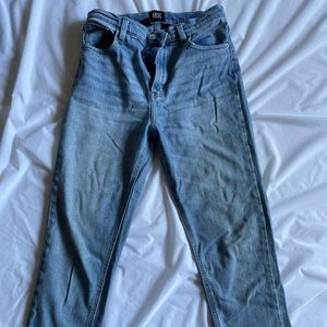 BDG High Waist Girlfriend Jeans